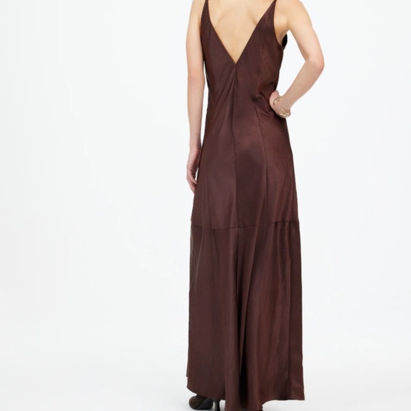 NWT Madewell Dark Carob/ Brown Satin Sleeveless Maxi Slip Dress SZ 0 - Picture 2 of 8